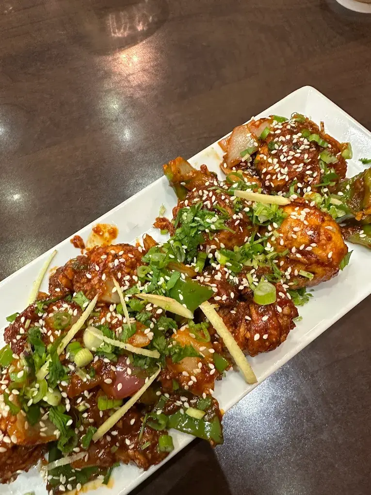 Best veg chilli garlic momos in Edmonton, AB